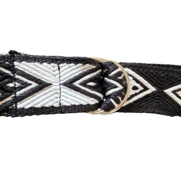Dylan Caravan Southwestern Woven Adjustable Belt Black & White One Size - Picture 6 of 8